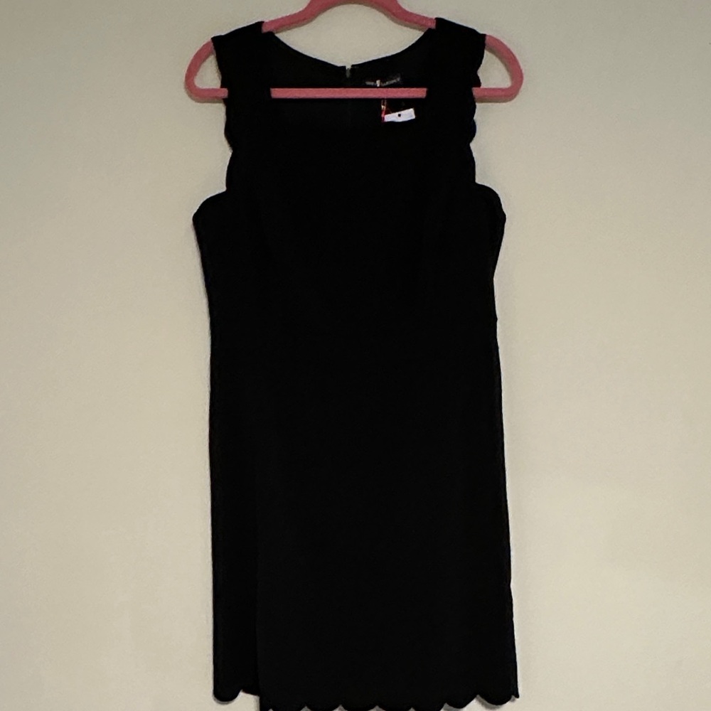 Nora Gardner Melly Scalloped Dress, Black, Size 14, NWT